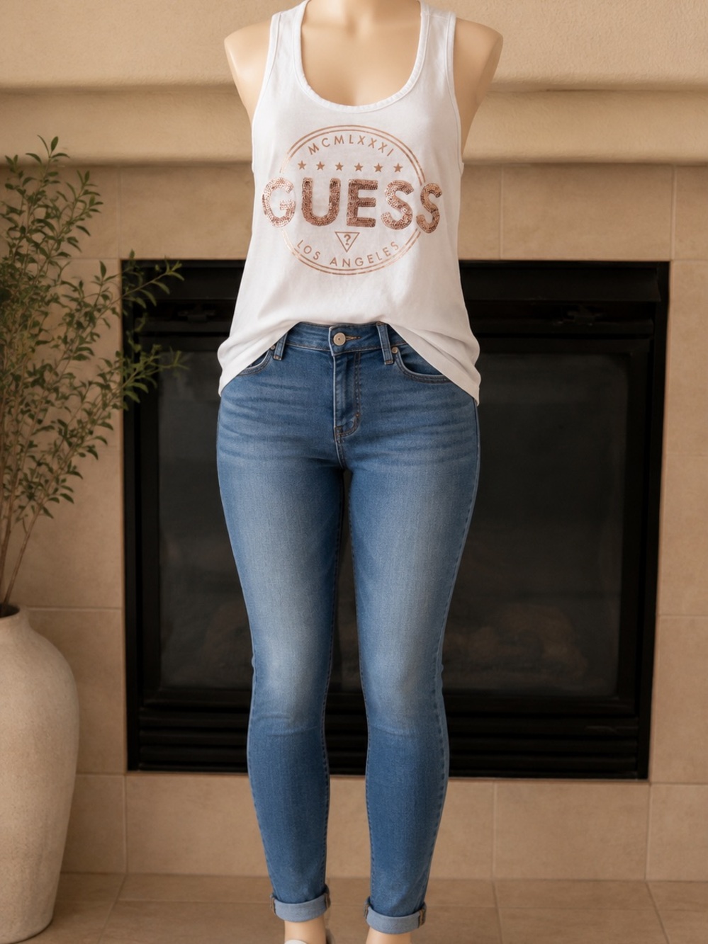 GUESS Los Angeles Womens XS White Rose Gold Sequin Graphic Racerback Tank Top